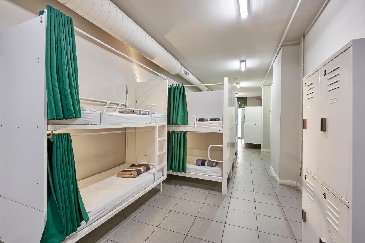 Hola Hostal Eixample Barcelona Eksteriør bilde
