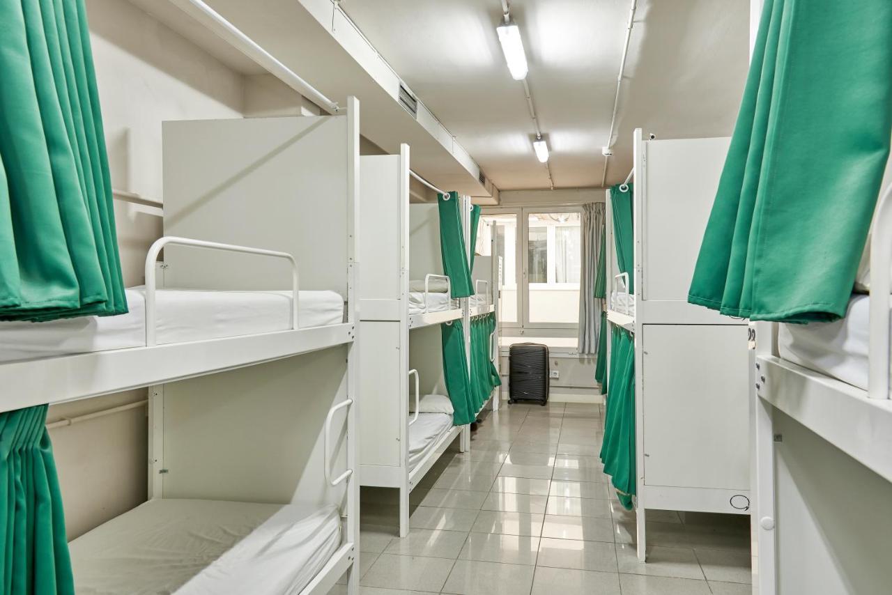 Hola Hostal Eixample Barcelona Eksteriør bilde