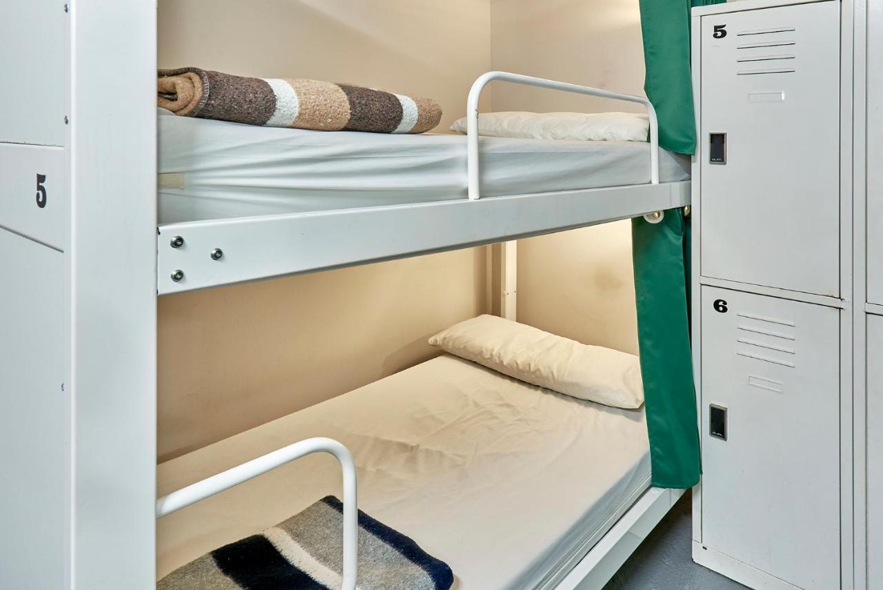 Hola Hostal Eixample Barcelona Eksteriør bilde