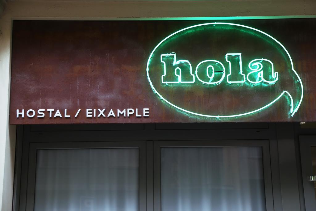 Hola Hostal Eixample Barcelona Eksteriør bilde